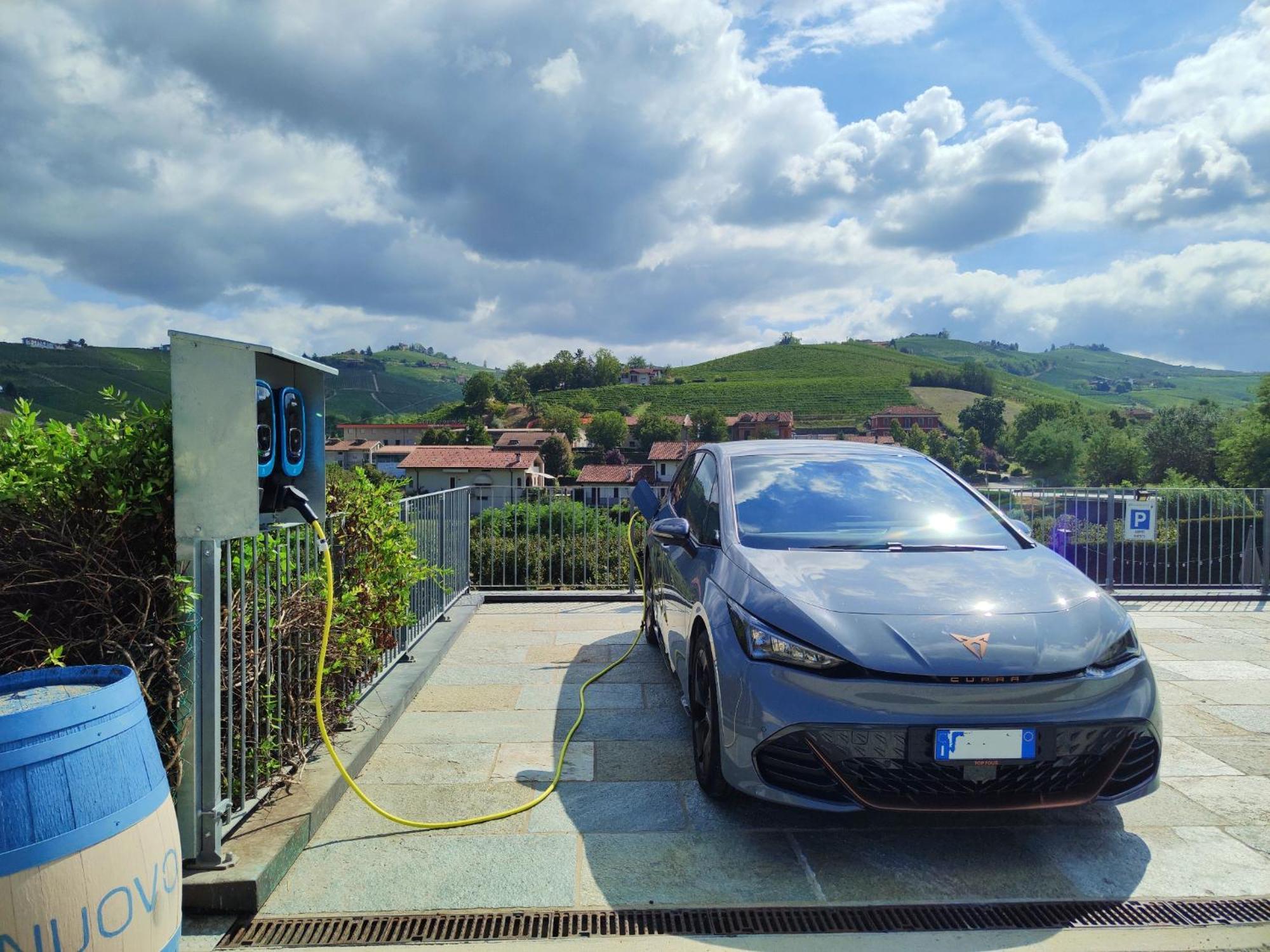 Cascina Bellonuovo อัลบา ภายนอก รูปภาพ