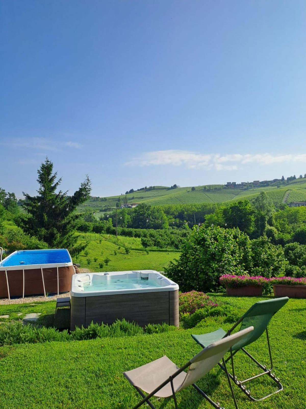 Cascina Bellonuovo อัลบา ภายนอก รูปภาพ