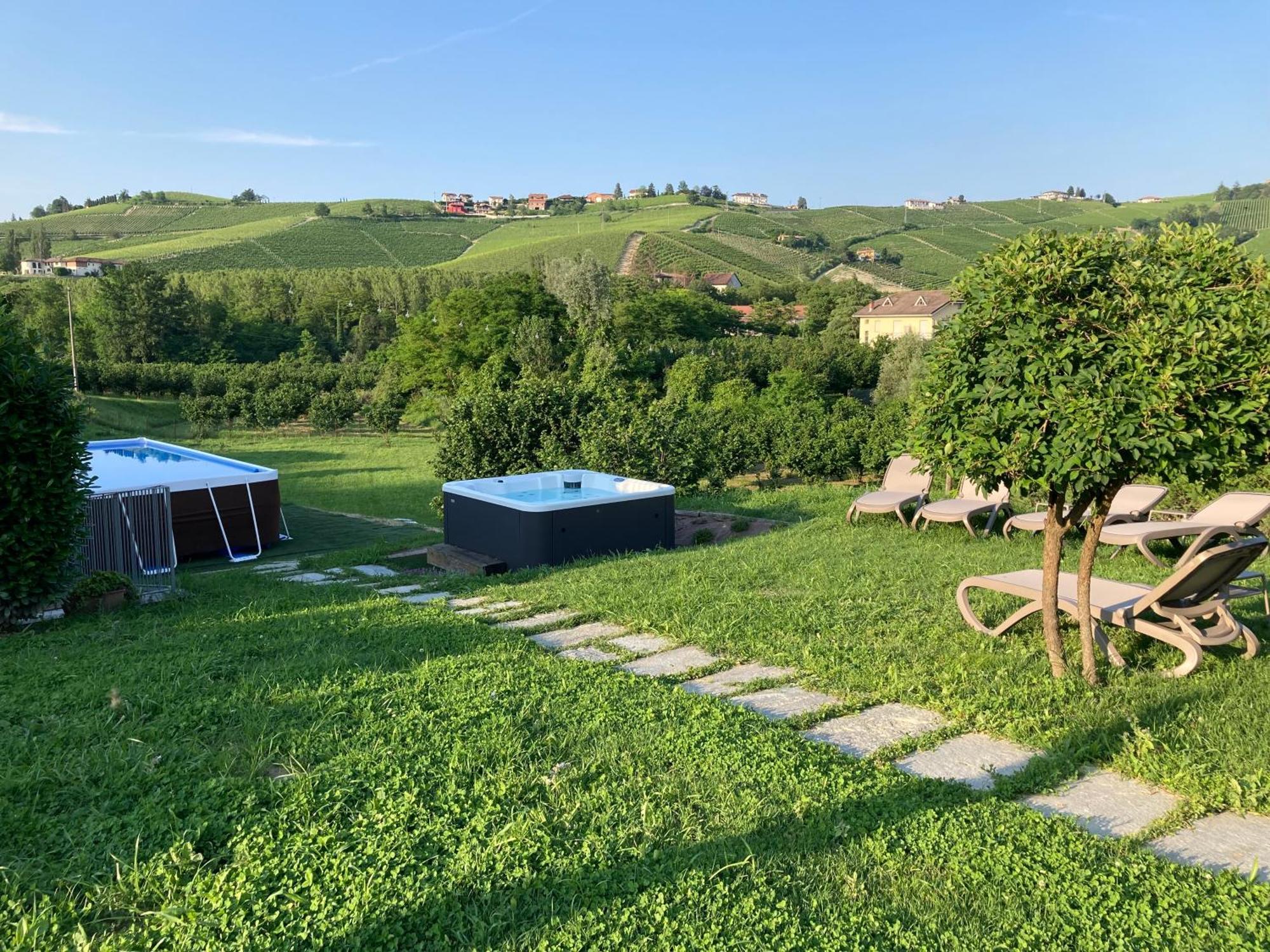 Cascina Bellonuovo อัลบา ภายนอก รูปภาพ